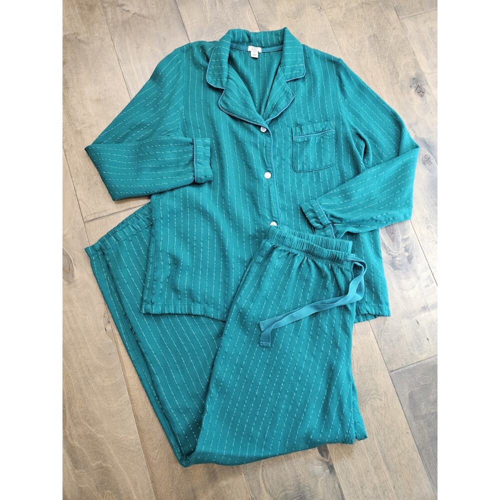 CROWN & IVY Intimates Rayon Pajama Set Sz S Long Sleeves Green Gold Stripe